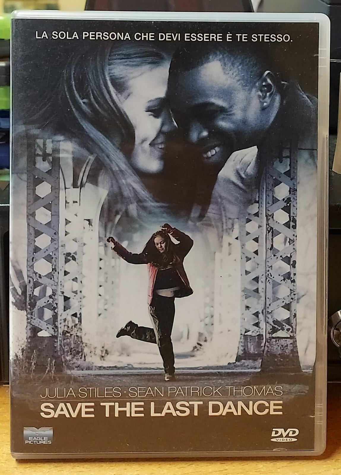 Fronte copertina DVD Save the Last Dance con Julia Stiles e Sean Patrick Thomas