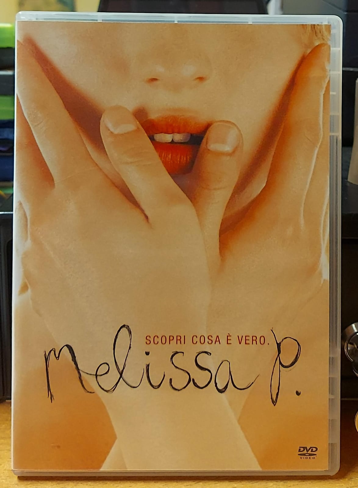Retro copertina DVD Melissa P. con trama, contenuti speciali e codice a barre