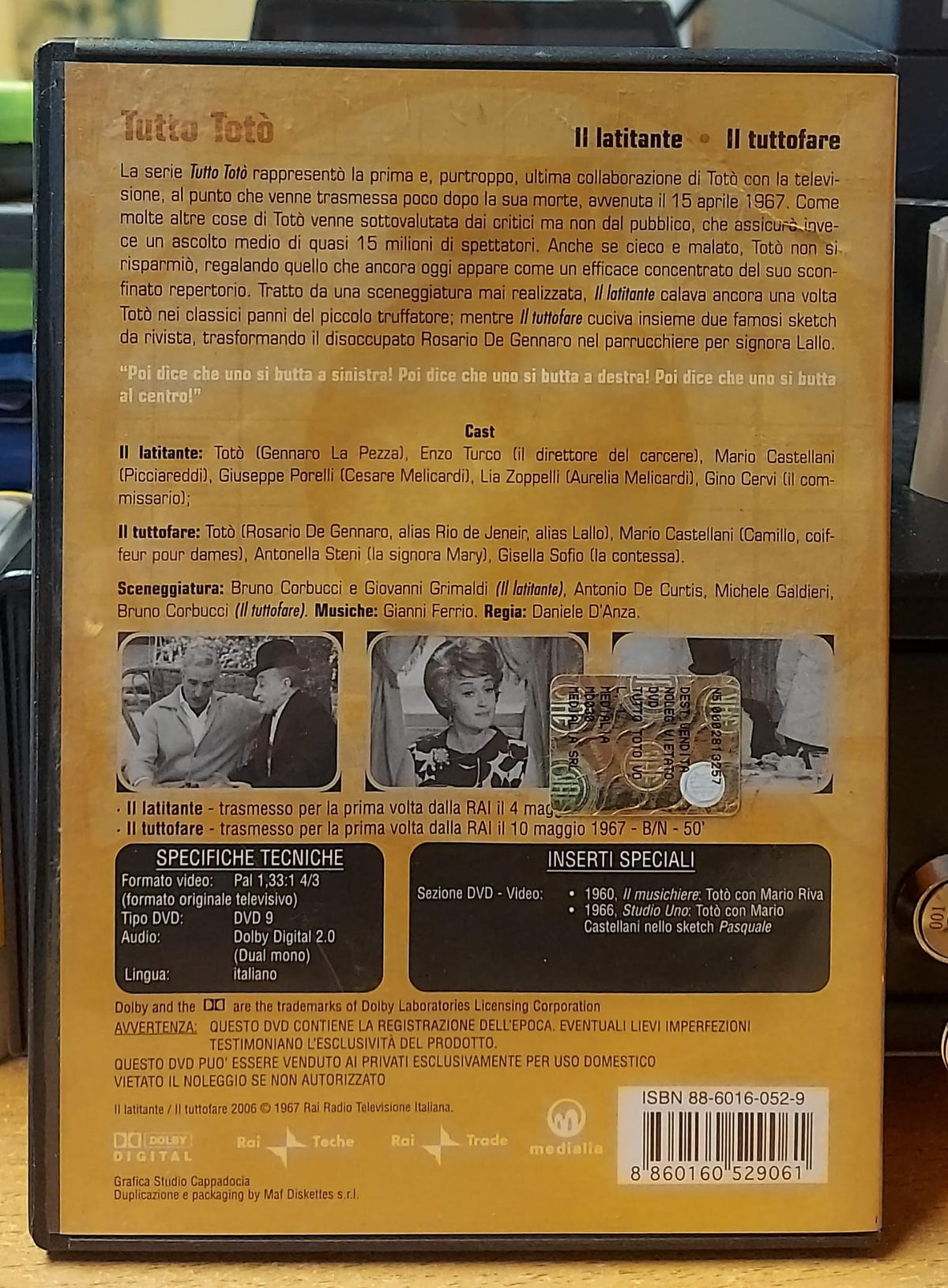 Retro copertina DVD Tutto Totò Il latitante e Il tuttofare con cast, specifiche tecniche e codice a barre