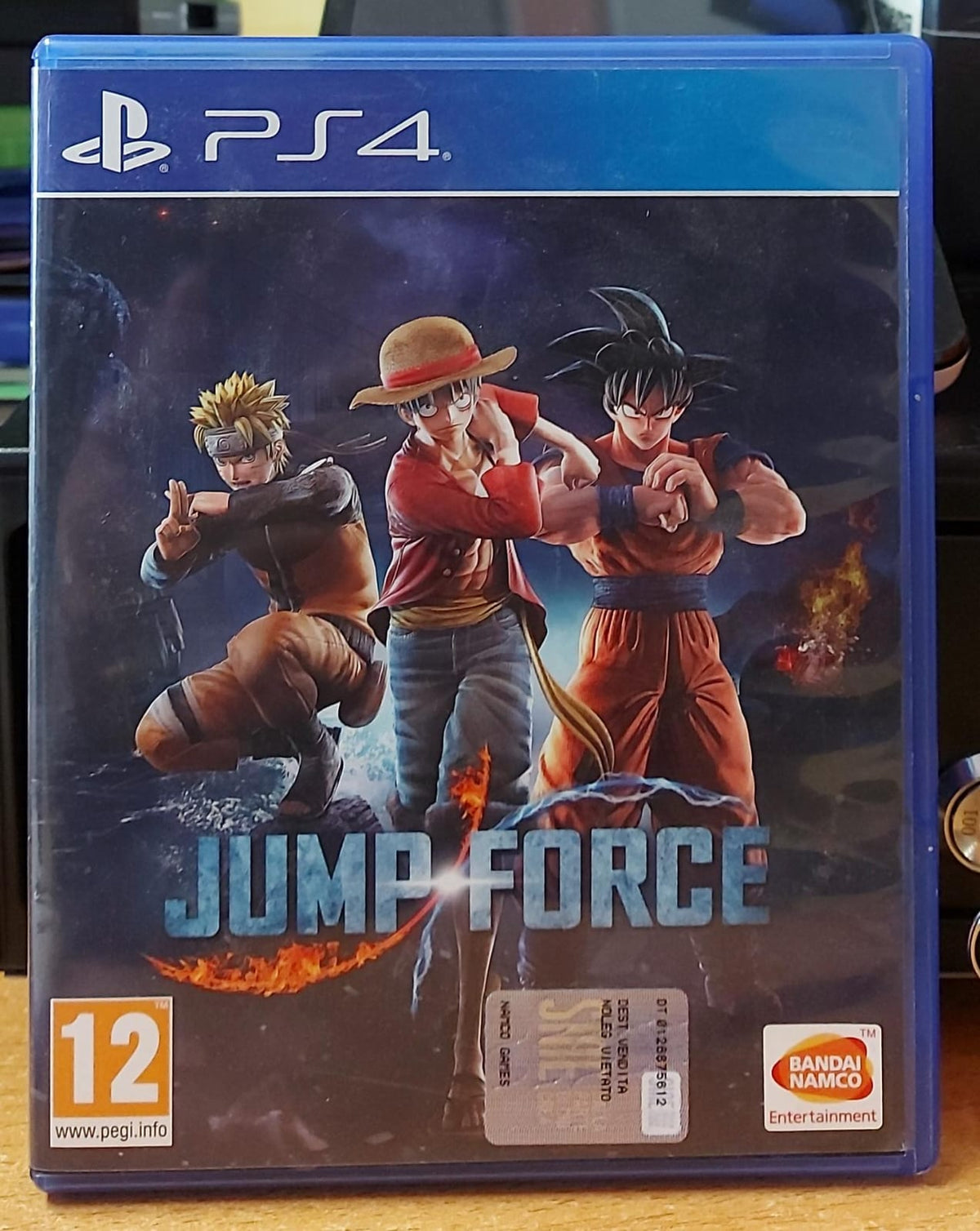 Jump Force PS4 usato - fronte della custodia con Goku Naruto e Luffy