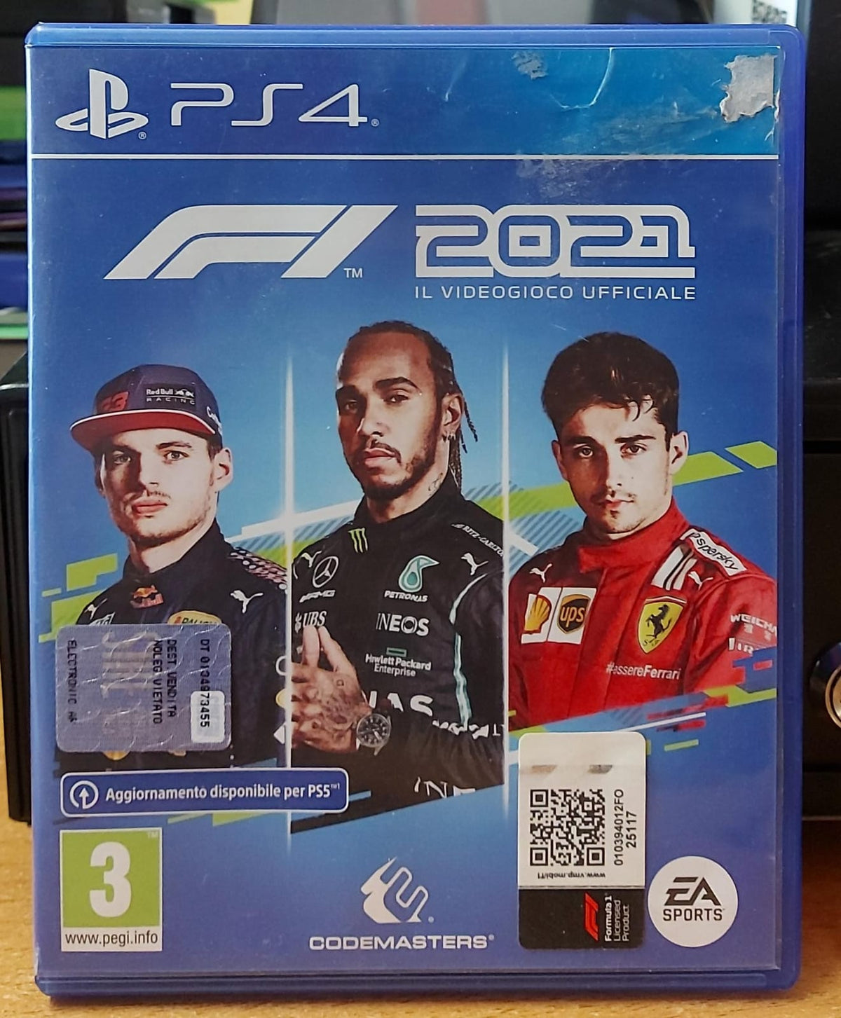 F1 2021 PS4 usato - fronte della custodia con etichette